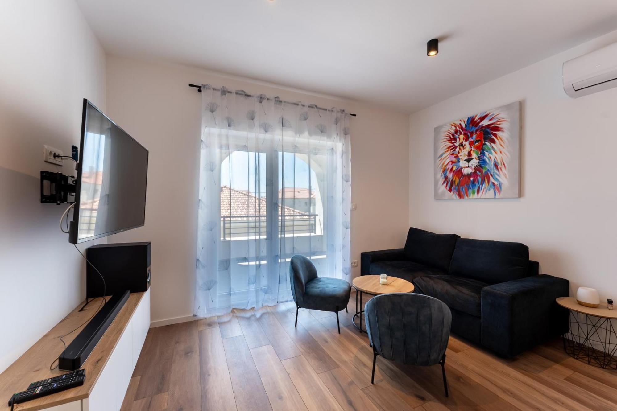 Bernie Apartments With A Pool Zadar Bagian luar foto